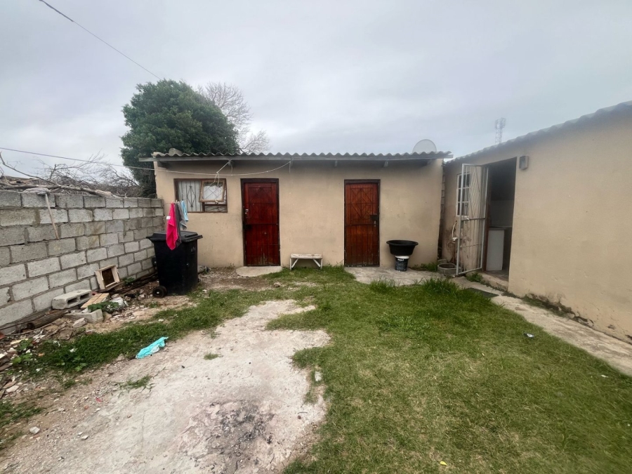 2 Bedroom Property for Sale in Kwazakhele Eastern Cape